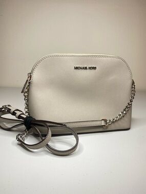 Michael Kors Small Bucket Crossbody Bag Purse Chain Accent Taupe Gray